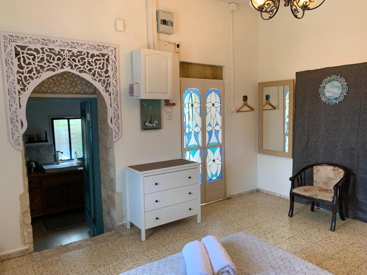 בית האבן העתיק מ-1885 עם מגונית פרטית בחצר Rosh Pinna Εξωτερικό φωτογραφία