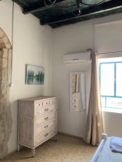 בית האבן העתיק מ-1885 עם מגונית פרטית בחצר Rosh Pinna Εξωτερικό φωτογραφία