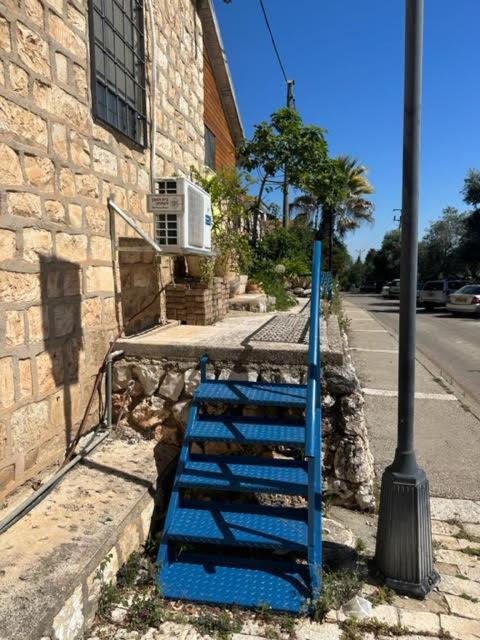 בית האבן העתיק מ-1885 עם מגונית פרטית בחצר Rosh Pinna Εξωτερικό φωτογραφία